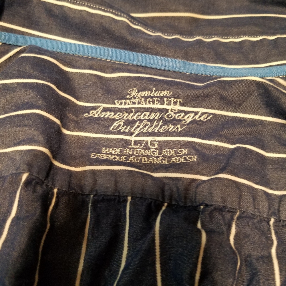 Mens button down - Picture 2 of 2